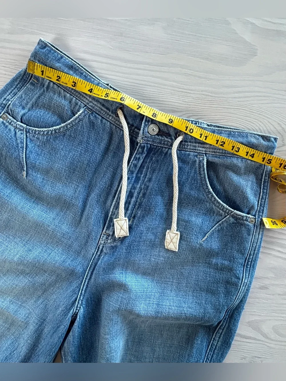 Free People We The Free Logan Cinched Cargo Jeans (no size tag) Fits Medium